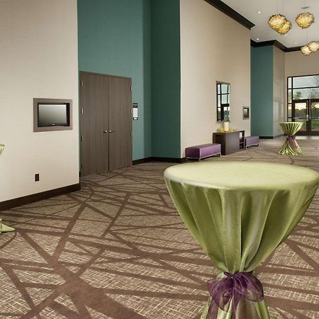 Hilton Garden Inn קולג' סטיישן מראה חיצוני תמונה