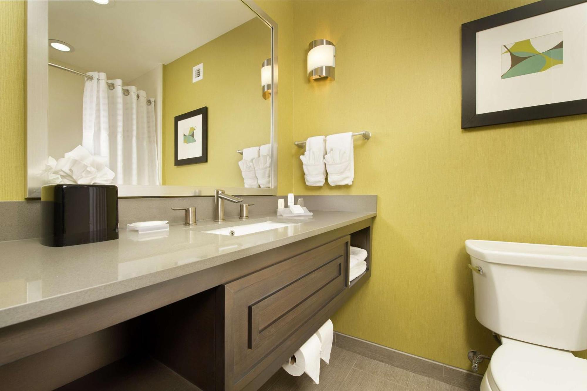 Hilton Garden Inn קולג' סטיישן מראה חיצוני תמונה