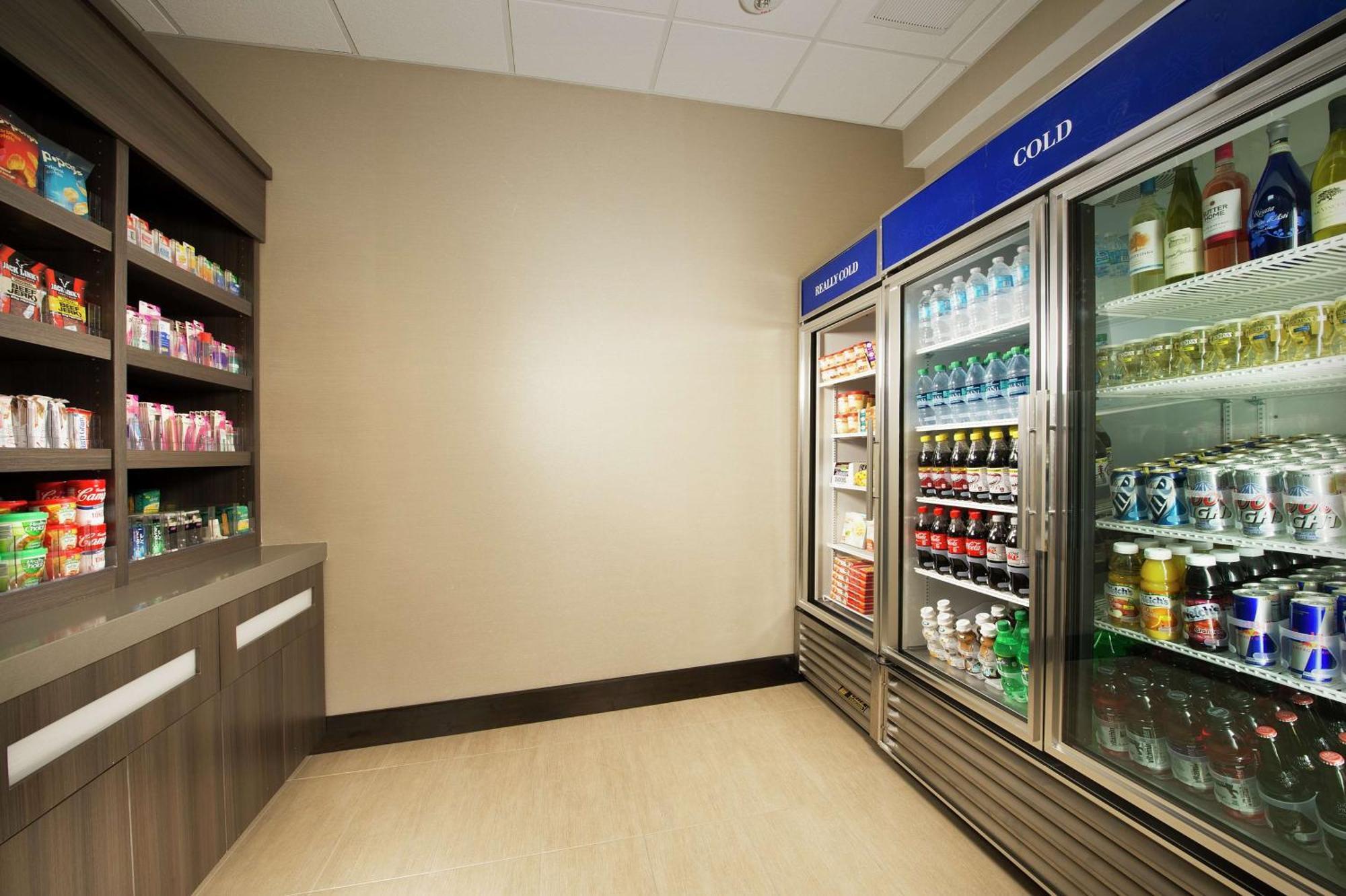 Hilton Garden Inn קולג' סטיישן מראה חיצוני תמונה