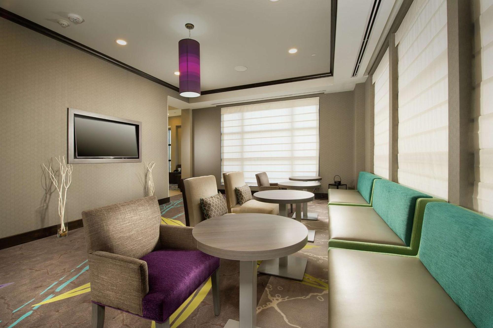 Hilton Garden Inn קולג' סטיישן מראה חיצוני תמונה